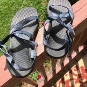 Women's Cloud Chacos 9 Blue  Sandals